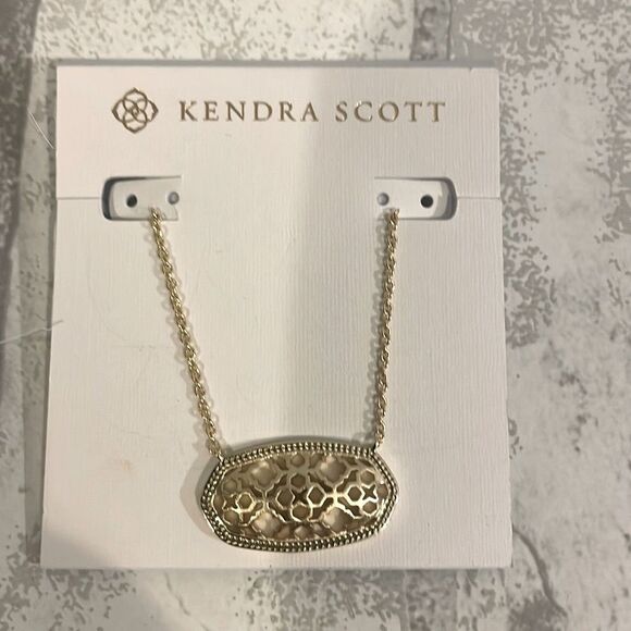 Kendra Scott Dollie Pendant Gold Necklace - Picture 2 of 7